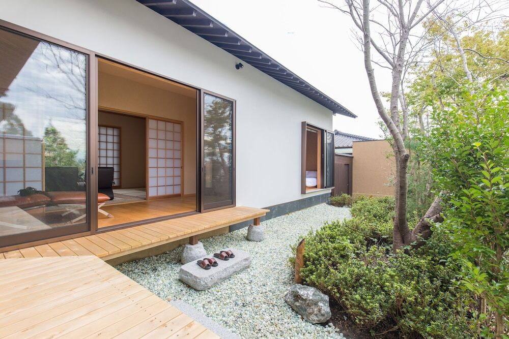 離れデラックス和洋室