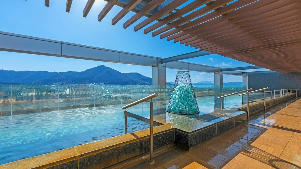 函館駅にもベイエリアにも近い♪展望温泉風呂から函館山を望む4238001