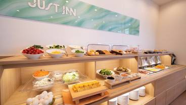 朝食ビュッフェ / 11