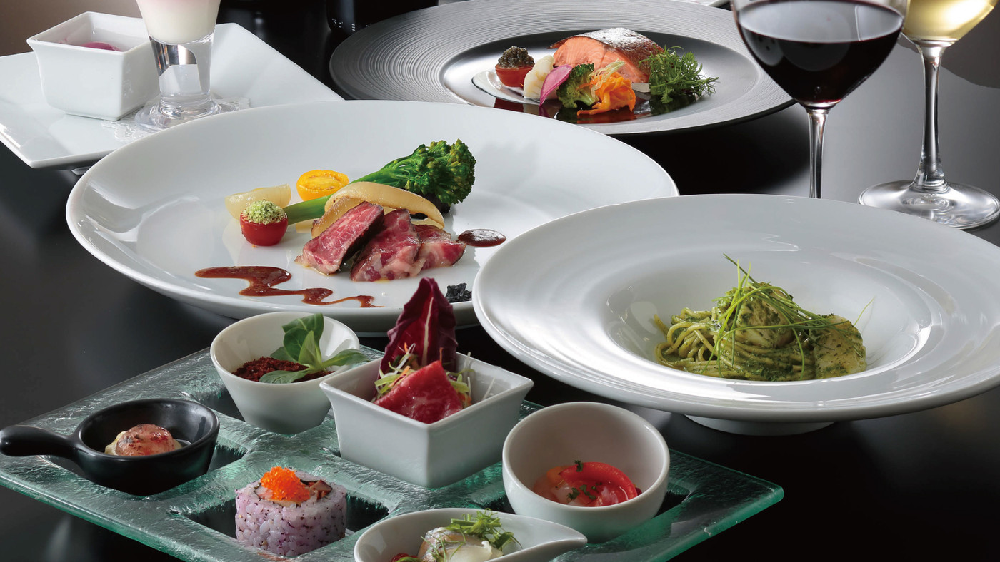 多彩なアクティブティと美肌の湯が魅力的！広大な敷地の高原ホテル3848820