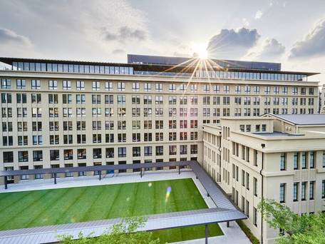 THE GATE HOTEL 京都高瀬川 by HULIC / 1