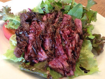 「Banks cafe & dining 渋谷」 料理 34662382 ステーキサラダ