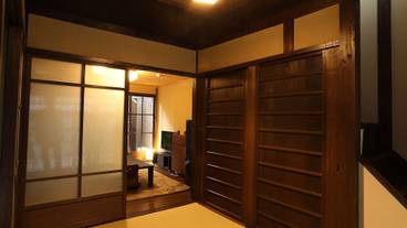 内部エントランス / 2