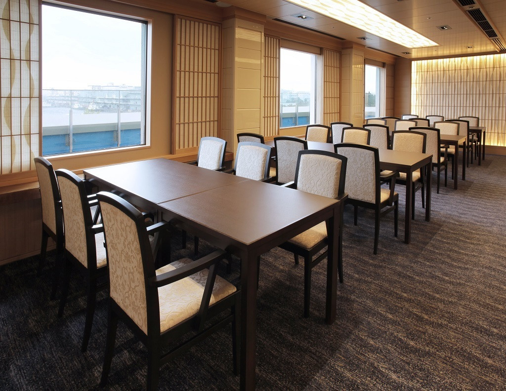 熊魚菴 たん熊北店の内観