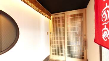 内部エントランス / 2