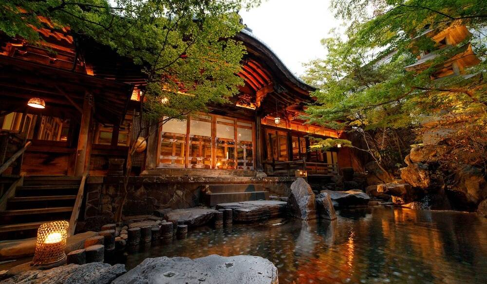 本館 庭園露天風呂 / 2