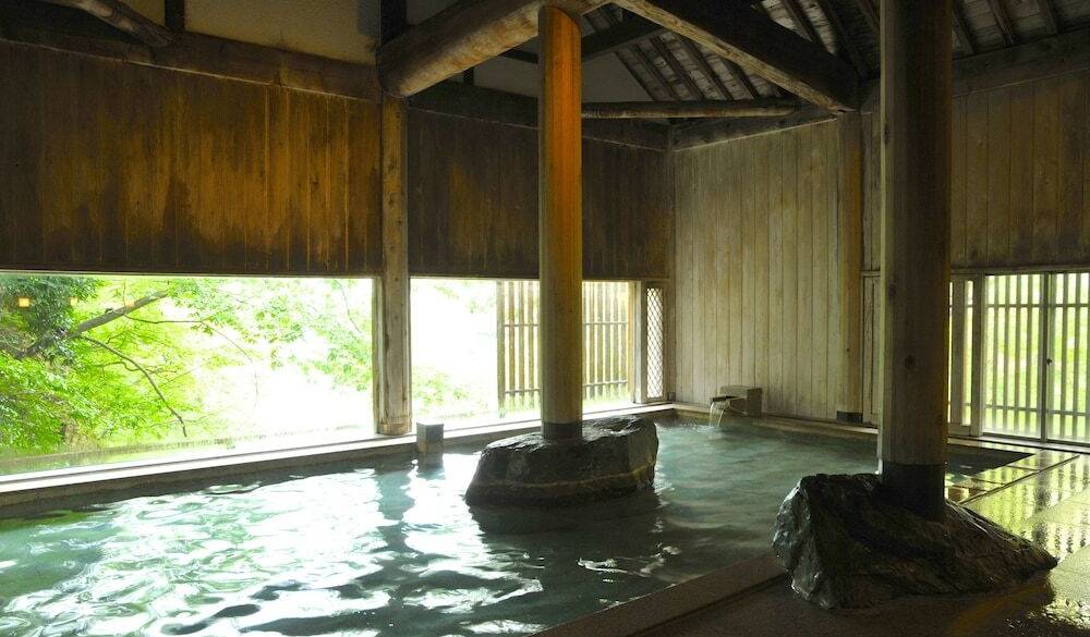 「牧水の湯」内湯 / 2