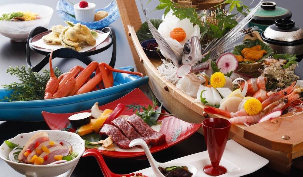 個室や半個室で
お好みの夕食を / 3