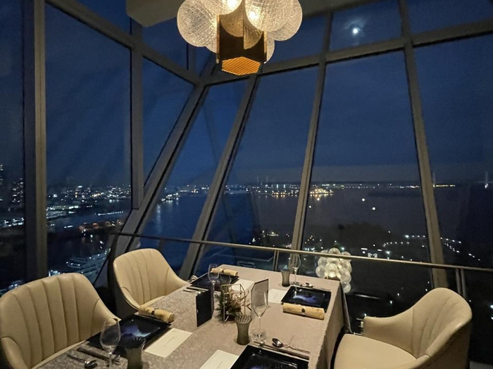 中国料理「眺遊楼」は、全室ハーバービュー＆個室のリッチな空間