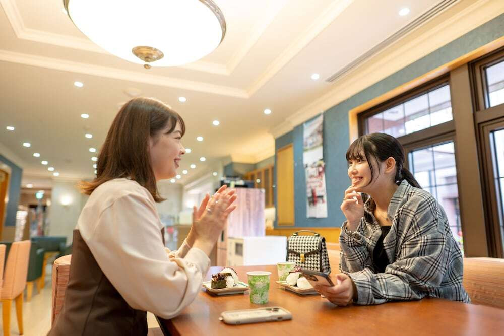 ロビーラウンジ