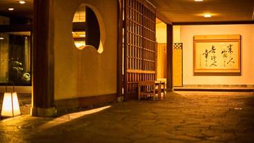 内部エントランス / 2