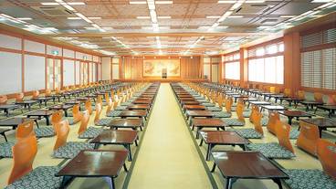 ボールルーム / 24