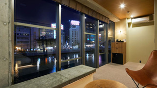 デラックス スタジオ ベッド (複数台) 禁煙 リバービュー