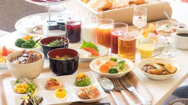 食事・飲み物 / 15