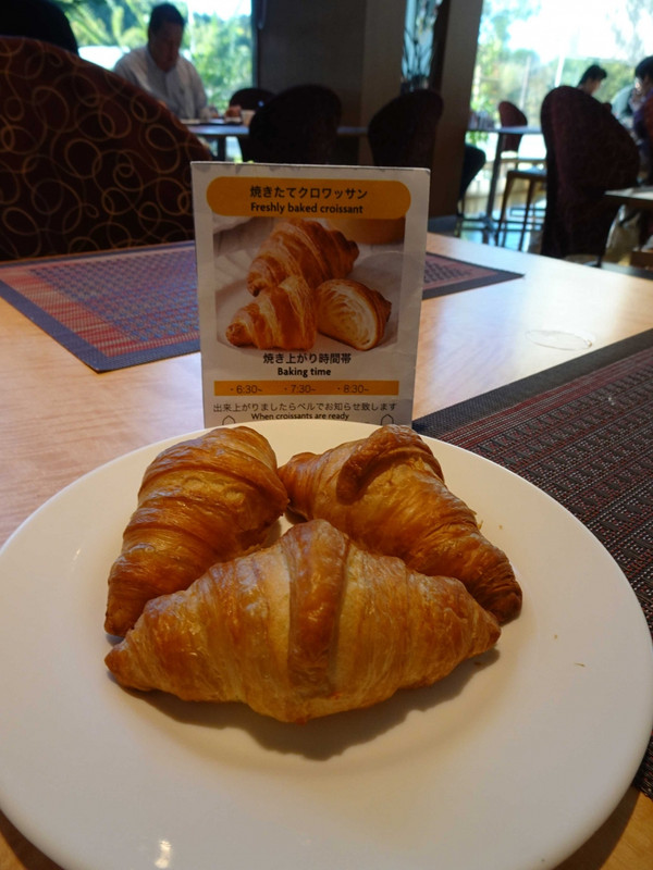 美味しい焼き立てクロワッサン