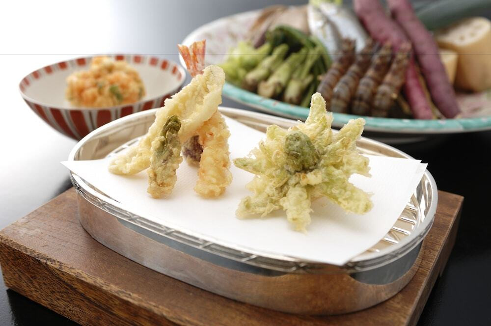 和食やフレンチなど、好みで選べるバラエティ豊かなレストラン3406343