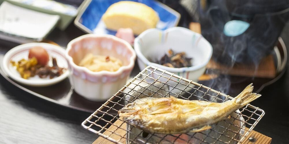 旅館のお食事処