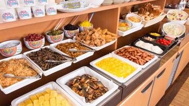 朝食スペース / 13