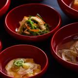 温泉豆腐や出汁巻
心温まる和朝食 / 4