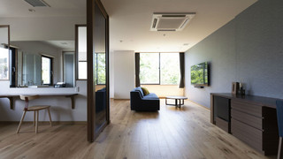 <源泉かけ流し温泉内湯> スーペリアツインルーム (禁煙)