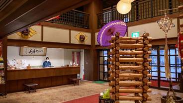 フロント / 5