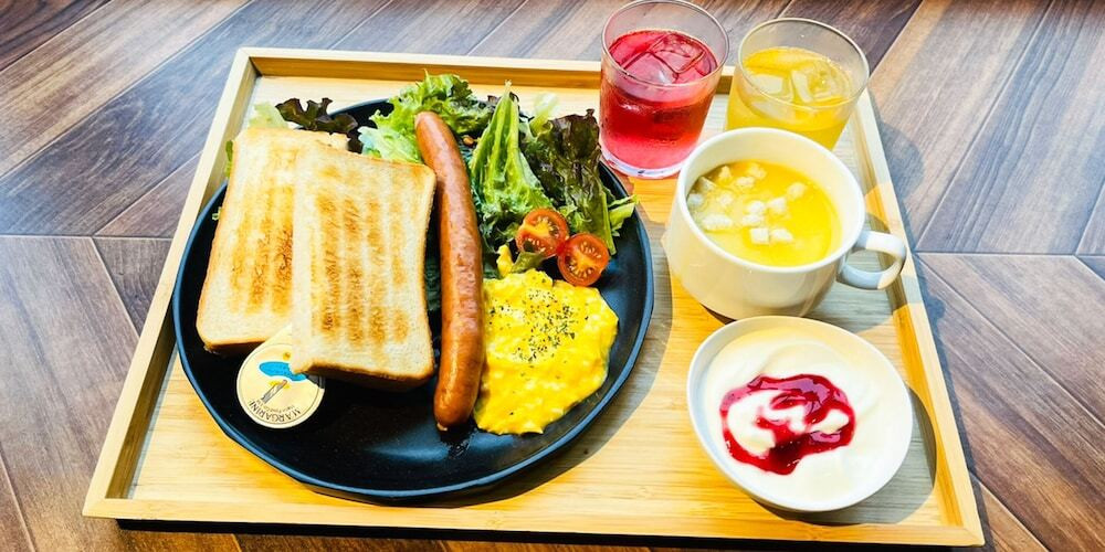 朝食