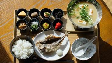 食事・飲み物 / 1