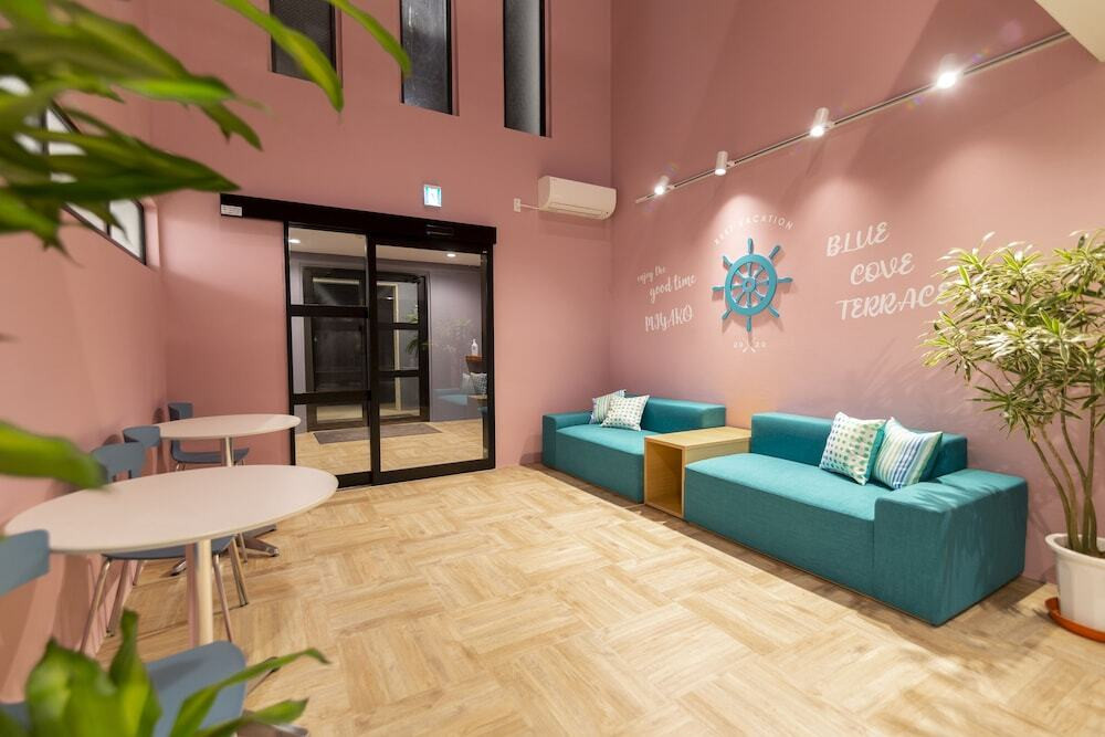 ロビー応接スペース