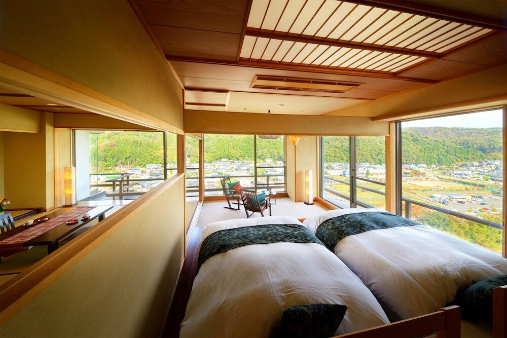 伊達家ゆかりの老舗旅館。露天風呂で五感を解放する4575421