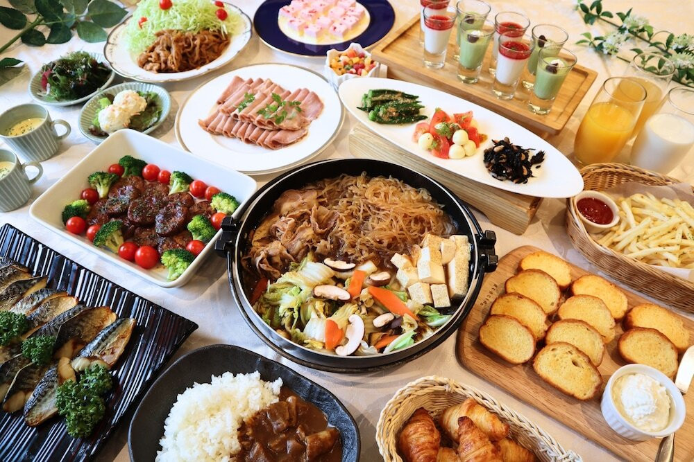 朝食