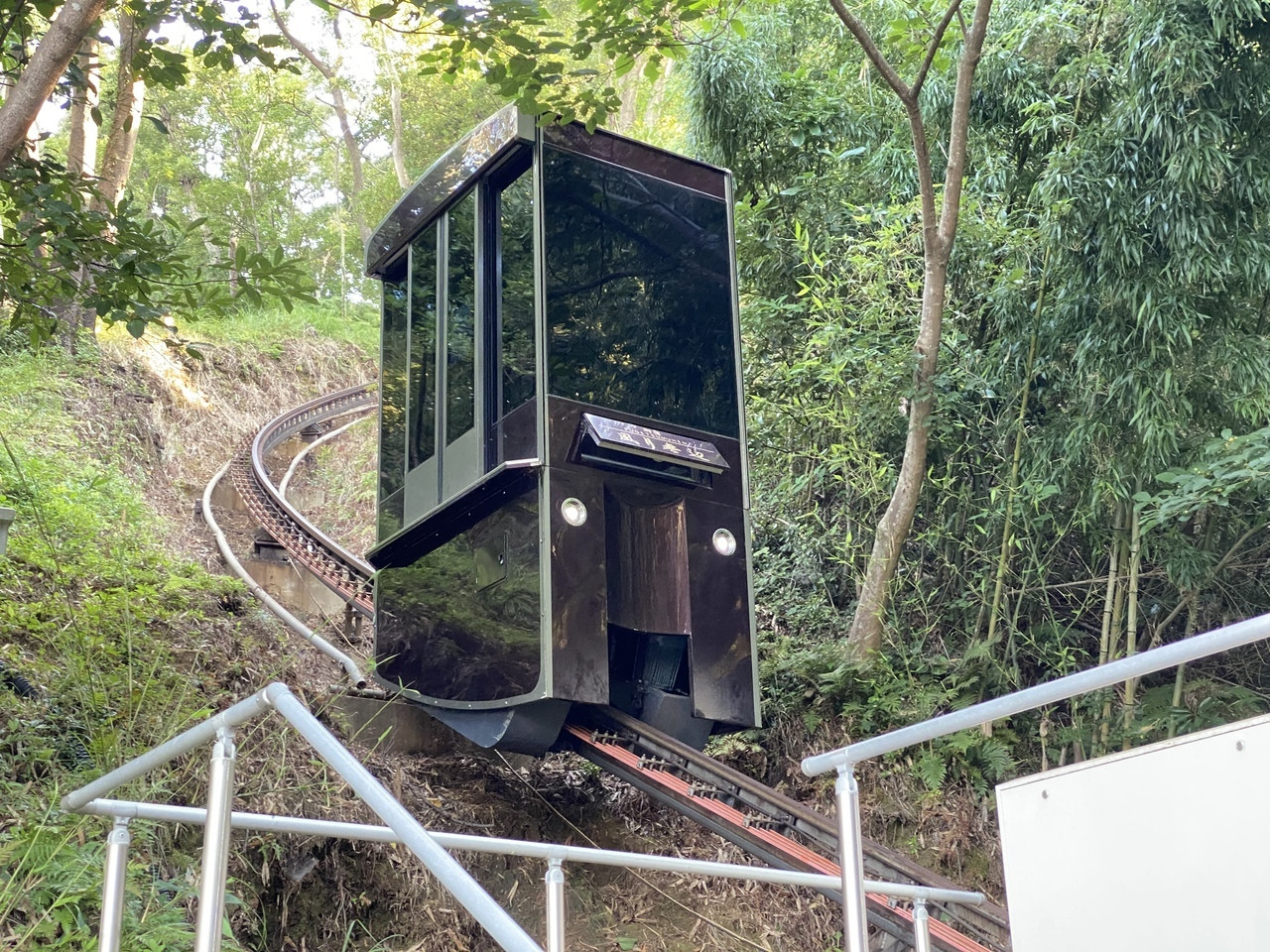 専用モノレールで喧騒を離れて。心身をゆっくり休められる宿4759201