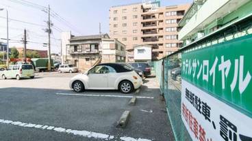 駐車場 / 7