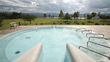 屋外スパ浴槽 / 2