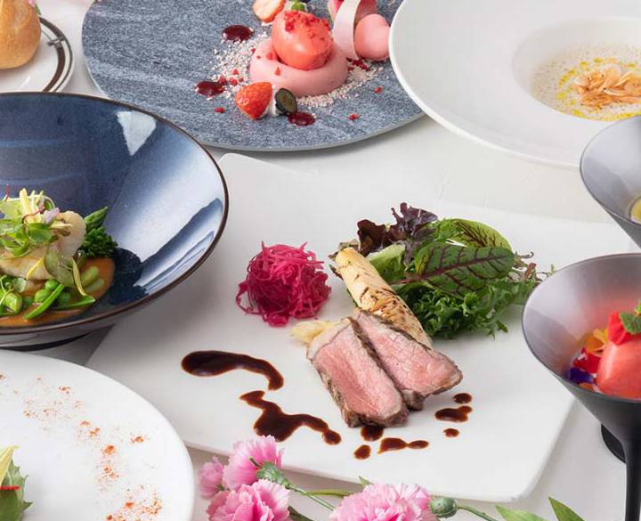 フランス料理「エスカーレ」 / 2