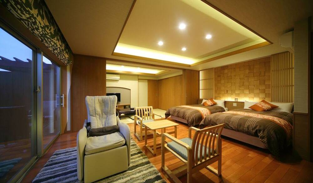 客室のマッサージチェア例 / 3