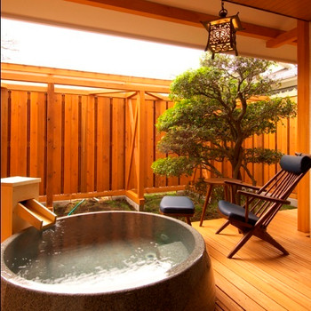 純和風旅館と日本庭園で心穏やかな時間を3459933