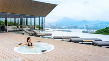 インフィニティ プール / 15