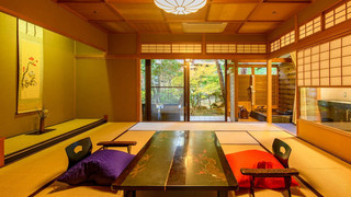 源泉かけ流し露天風呂【秋の館・モダンメゾネット／重陽の間】禁煙