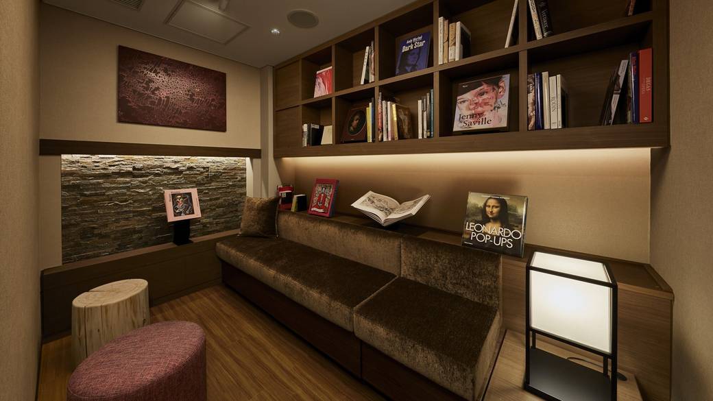 「イングルヌック」で
静かな読書タイム / 2