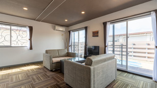 コテージ52平米 [プールとジャグジー付]