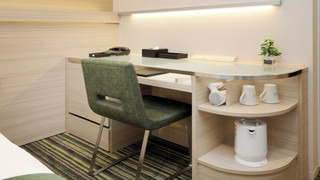 コンフォート ダブルルーム ダブルベッド 1 台 禁煙 (大人定員2名まで)