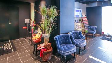 ロビー応接スペース / 4