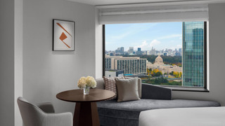 プレミアム ルーム キングベッド 1 台 クラブラウンジ利用可 (Bath)