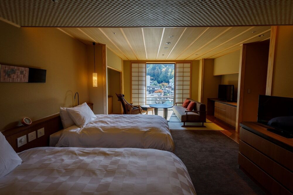 創業150年以上、歴史を感じる有名旅館3488281