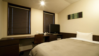 エコノミー ダブルルーム 喫煙可