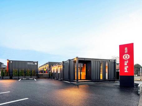 HOTEL R9 The Yard 鹿沼西茂呂 / 1