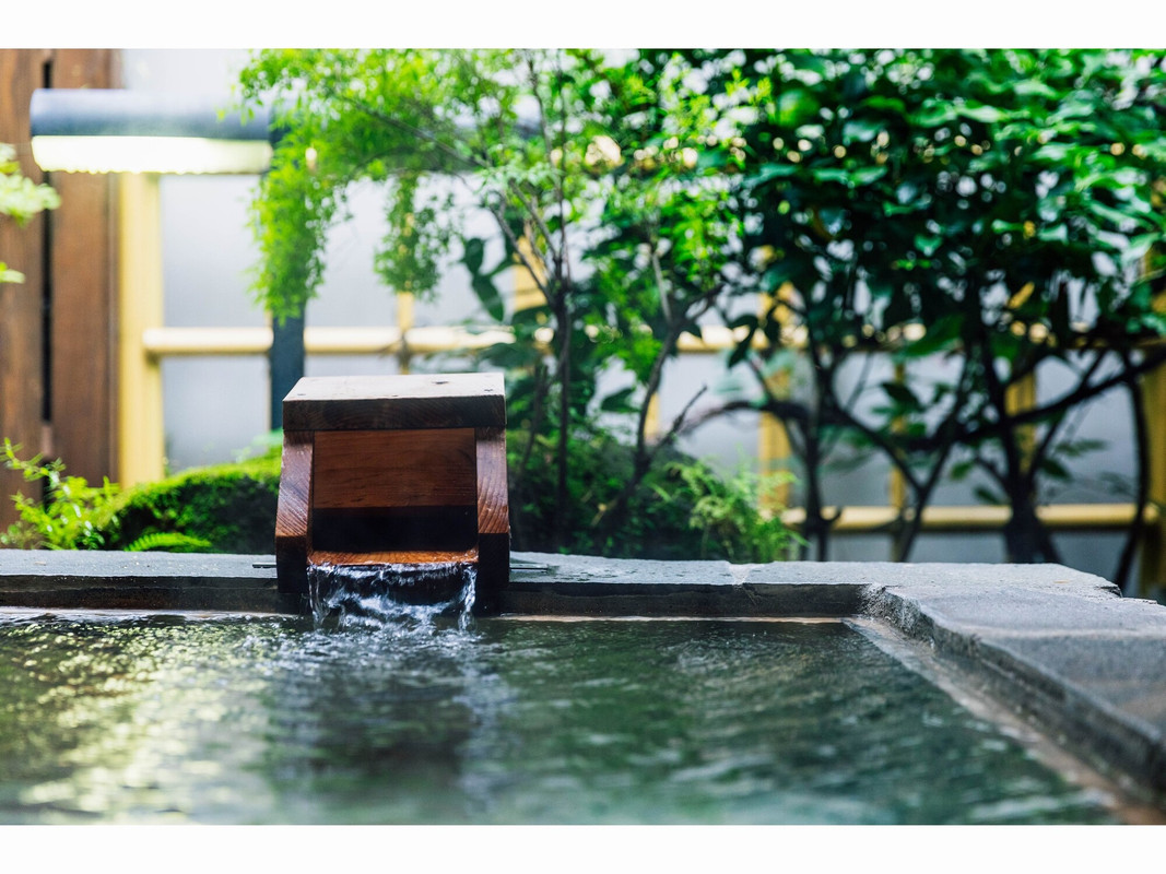 貸切露天風呂 鳳鳴の湯(3)