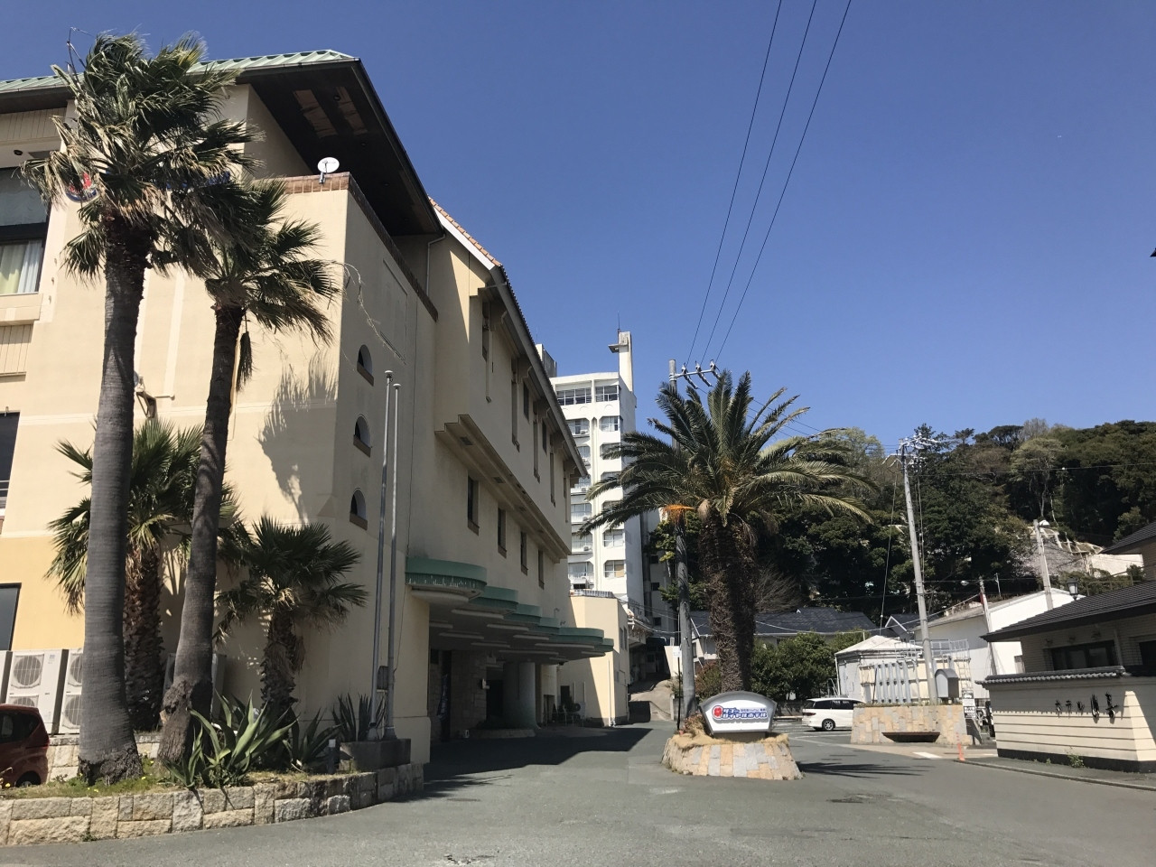 舘山寺スマートICより車で約5分4254154