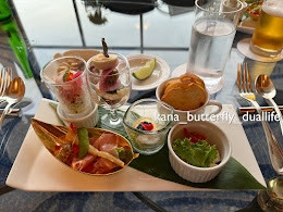 ラウンジのお食事