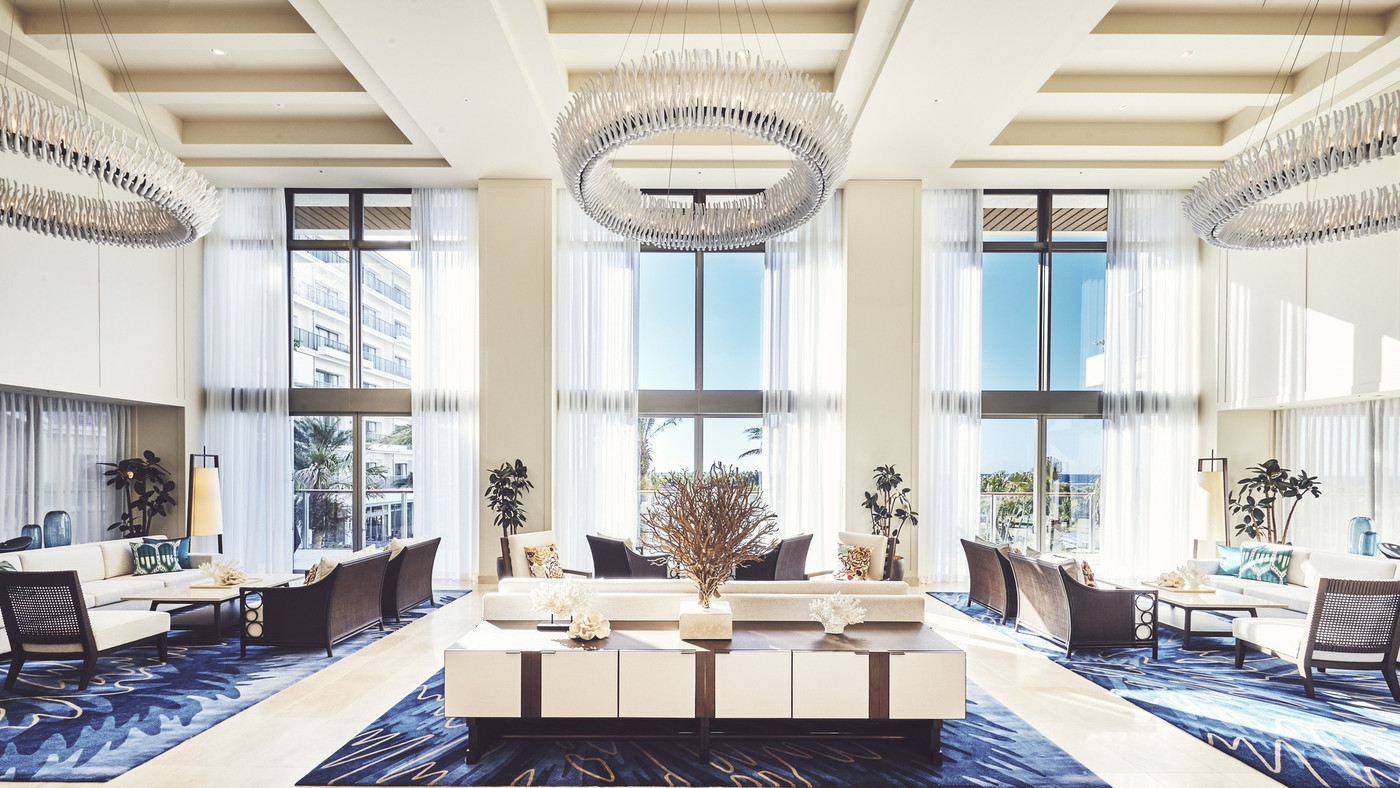 石垣島のラグジュアリーホテル☆カバナでドリンク片手に贅沢な時間を3657560